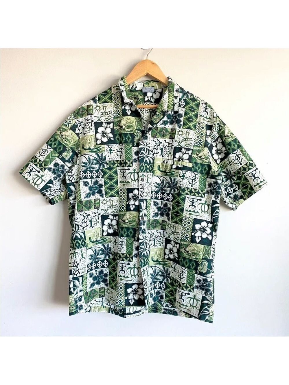 Royal Creations Hawaiian Shirt Sz L Hawaii Made Green Flower Palm Trees Pocket